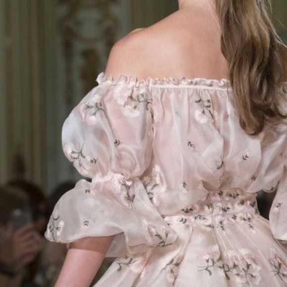 Meet your Posher, Vivienne - Picture 1 of 1